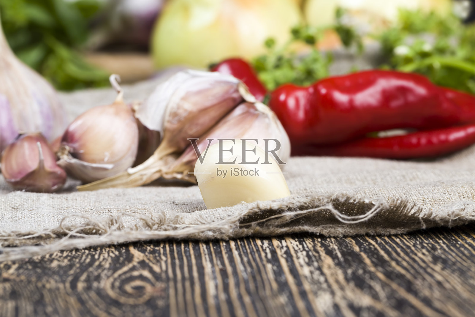 成熟的红蒜瓣照片摄影图片