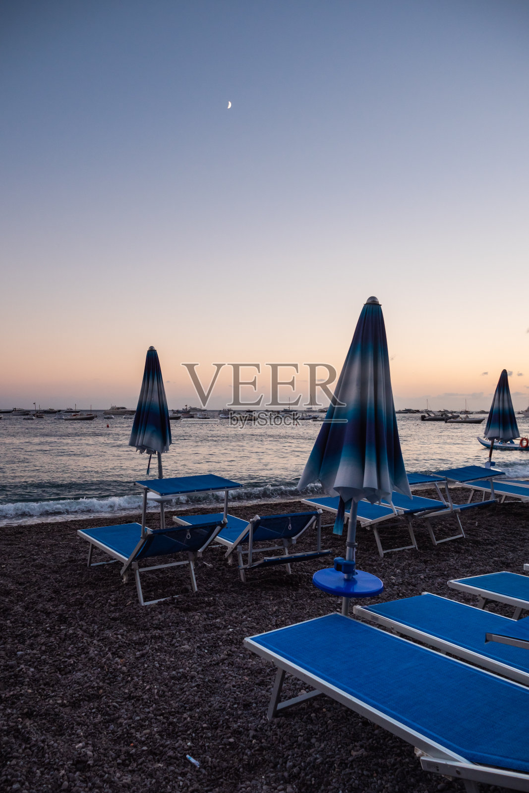 波西塔诺海滩黄昏照片摄影图片