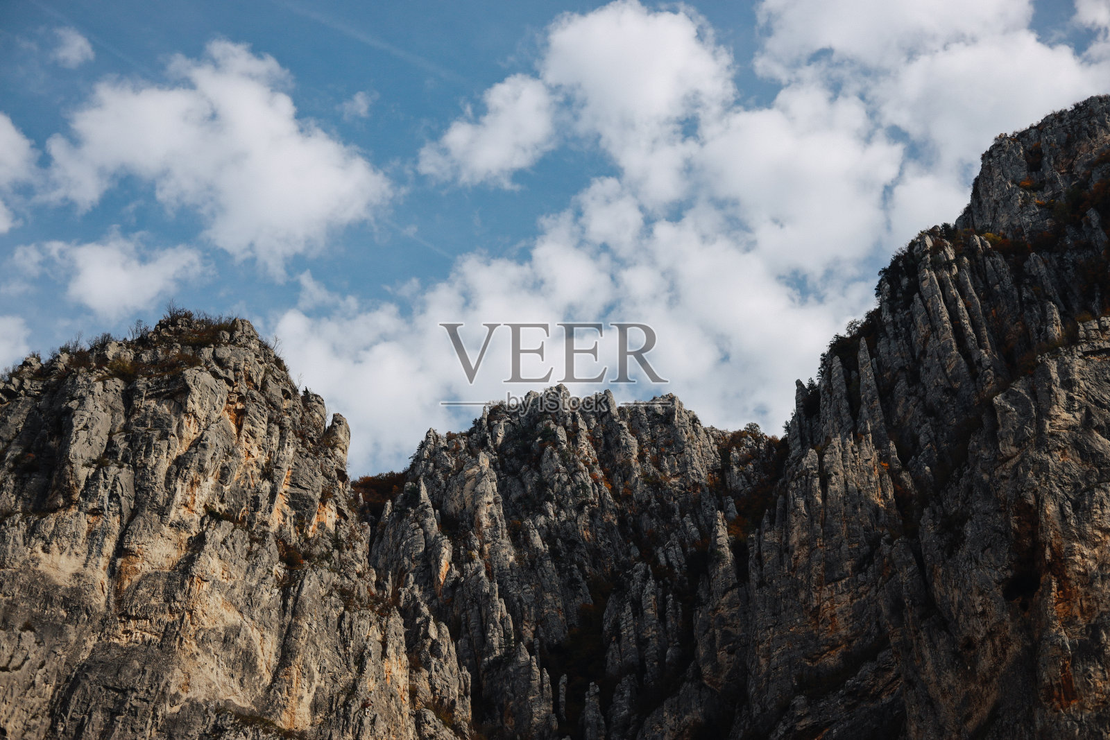 山在秋天照片摄影图片