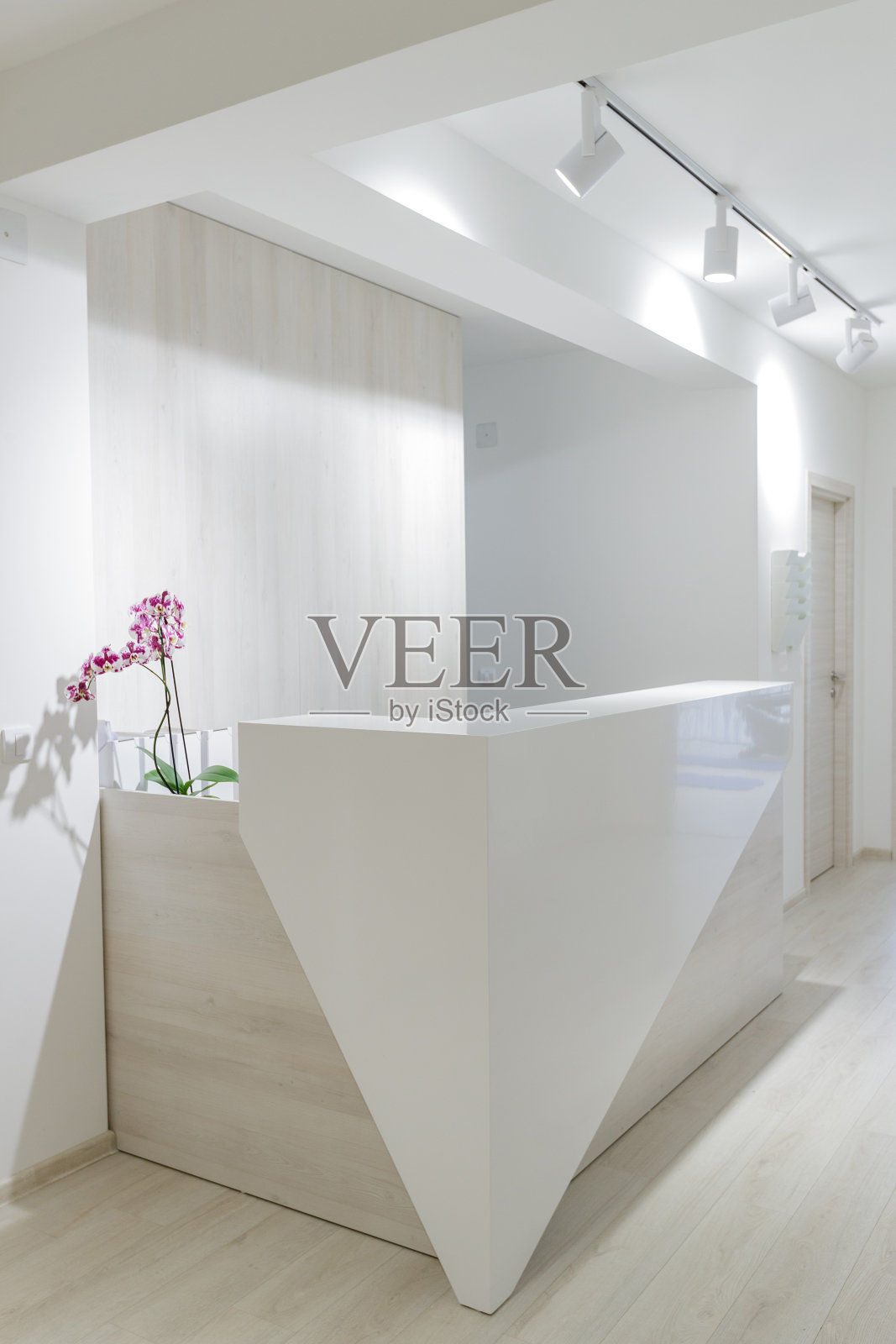 现代医疗诊所的前台照片摄影图片