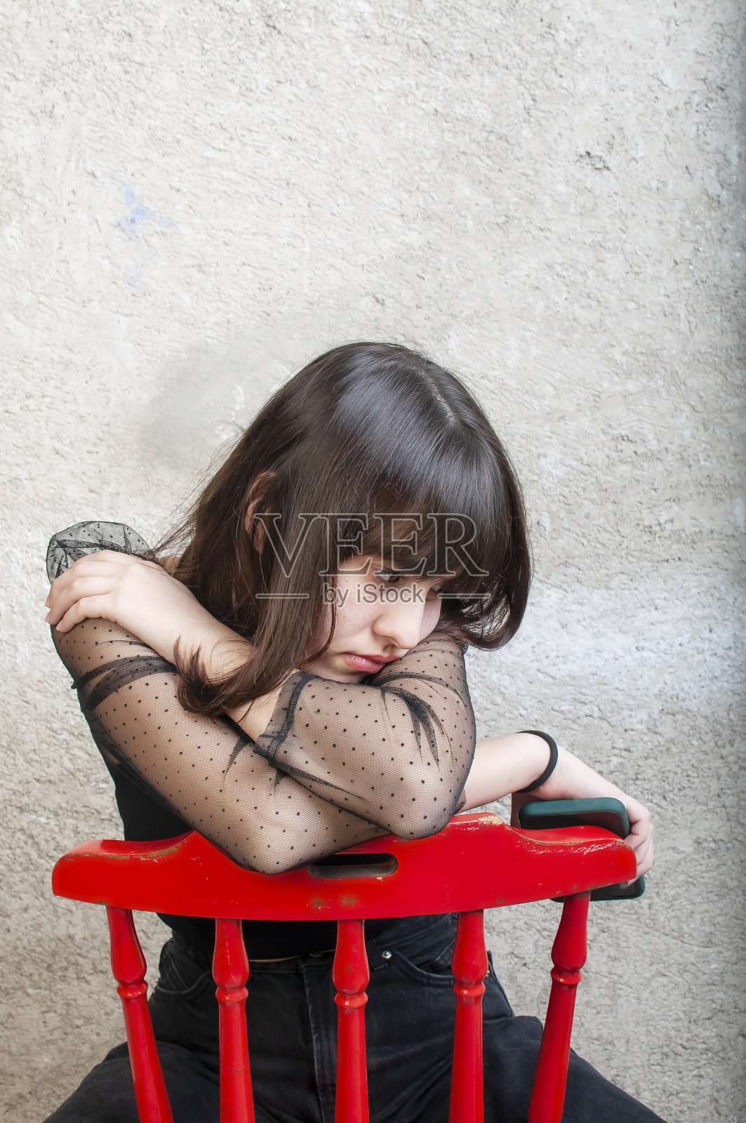 少年摆姿势照片摄影图片