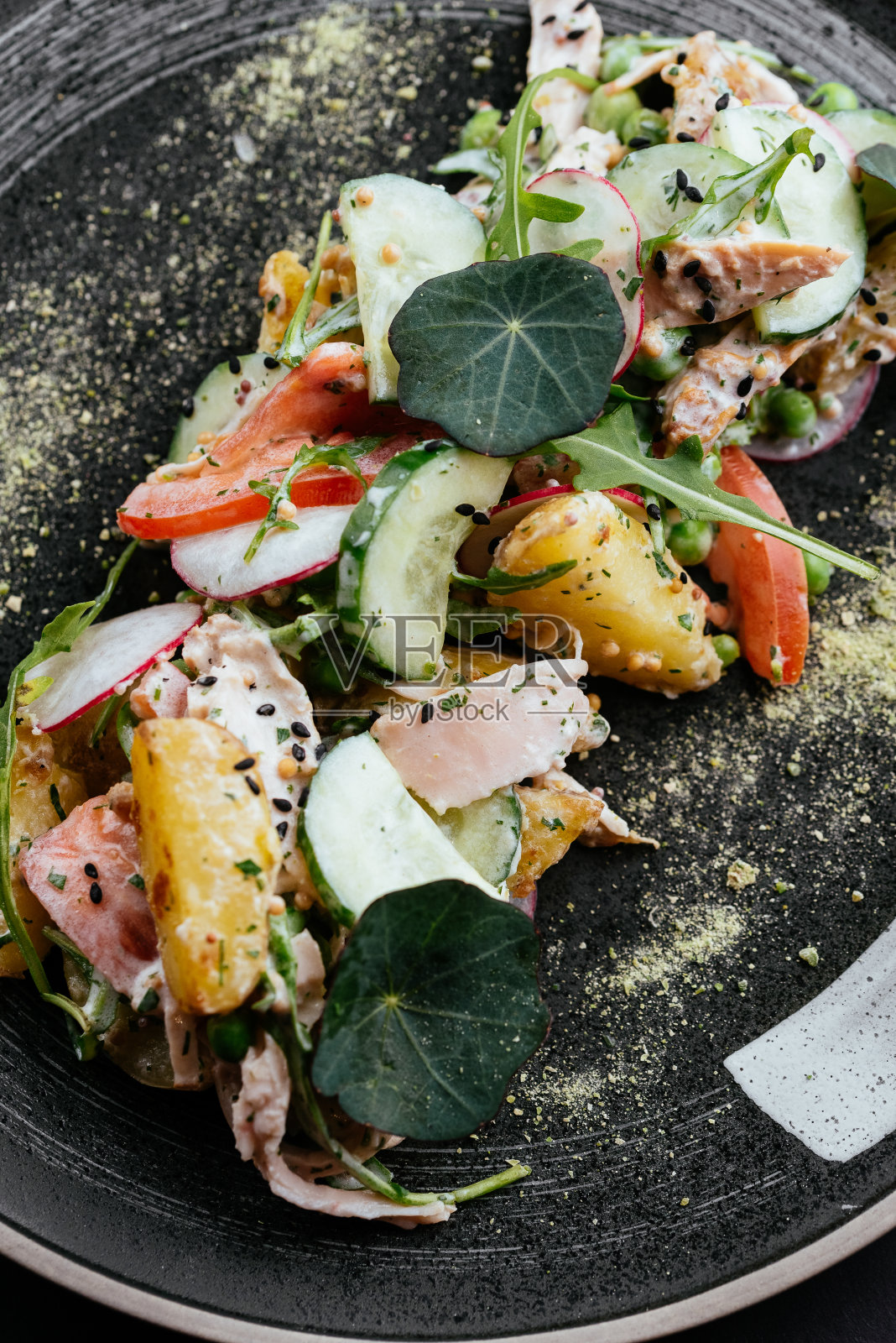 意大利蔬菜金枪鱼沙拉照片摄影图片