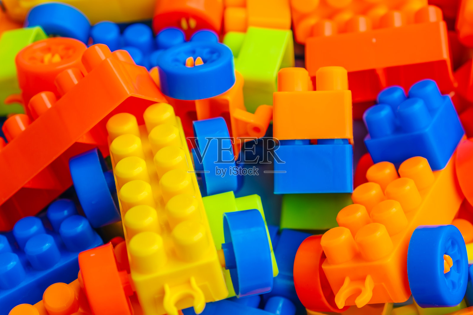 堆塑料玩具积木背景照片摄影图片