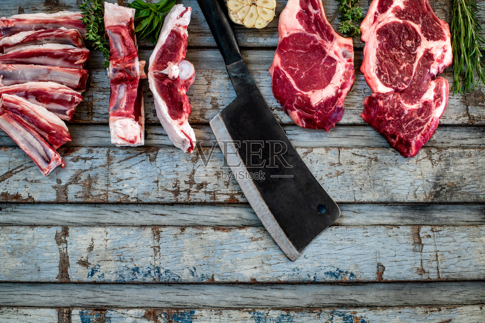 不同种类的牛肉，猪肉和羊肉。照片摄影图片