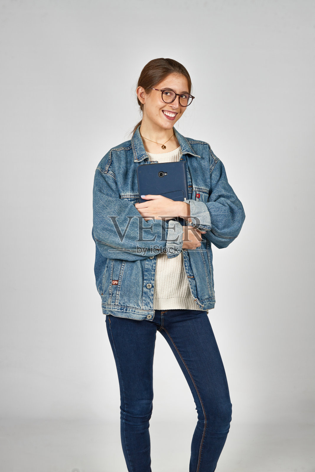 西班牙大学生背包准备学习照片摄影图片