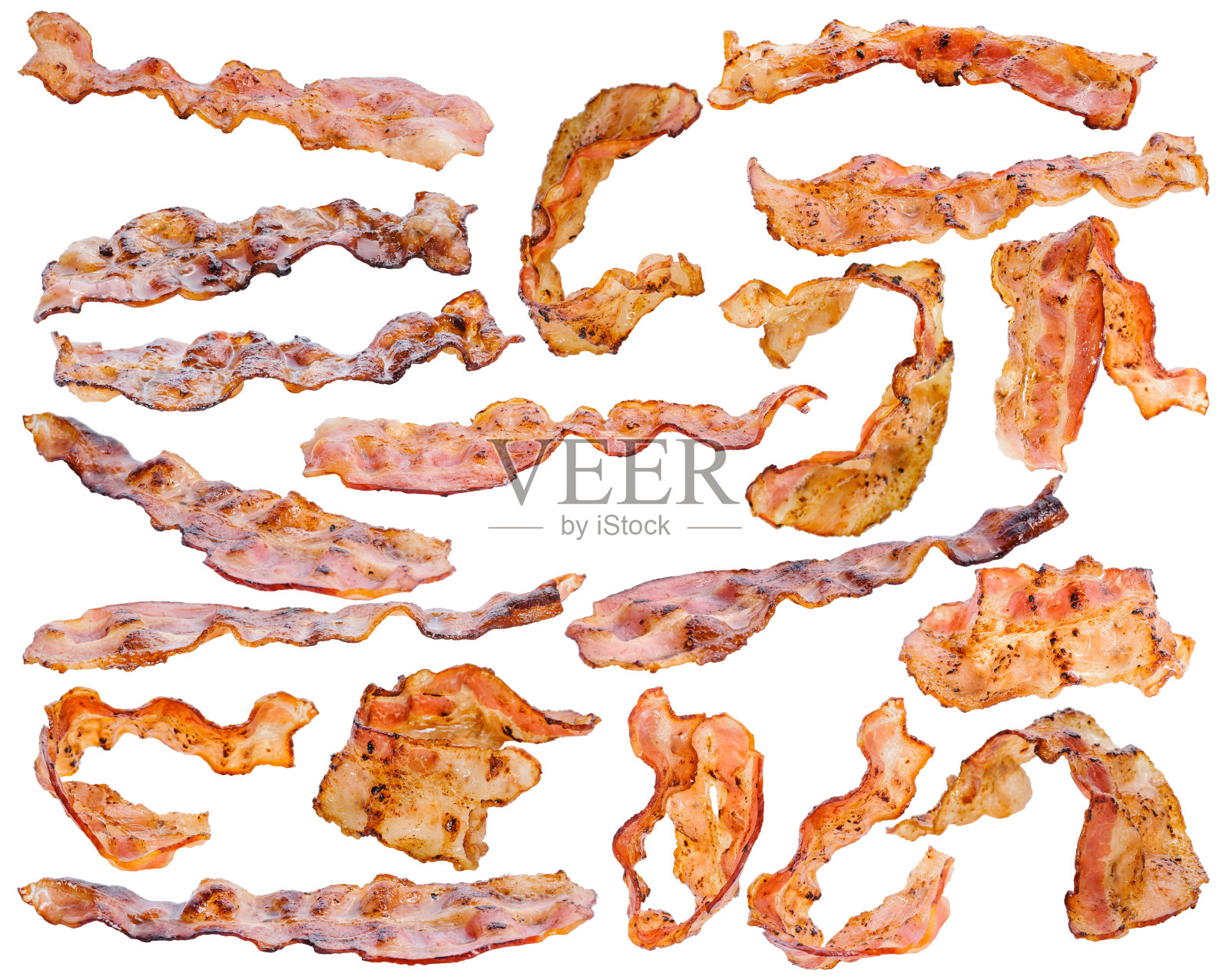白色背景上不同角度的炸培根片照片摄影图片