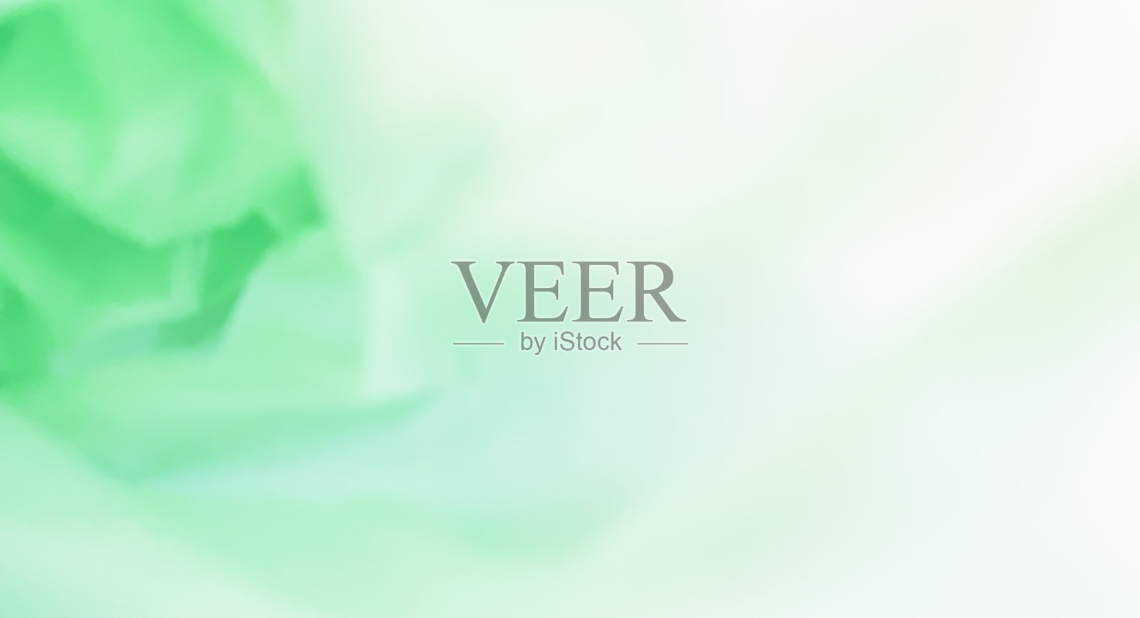 抽象的绿色模糊梯度背景。自然背景。生态概念为您的平面设计，横幅或海报。照片摄影图片