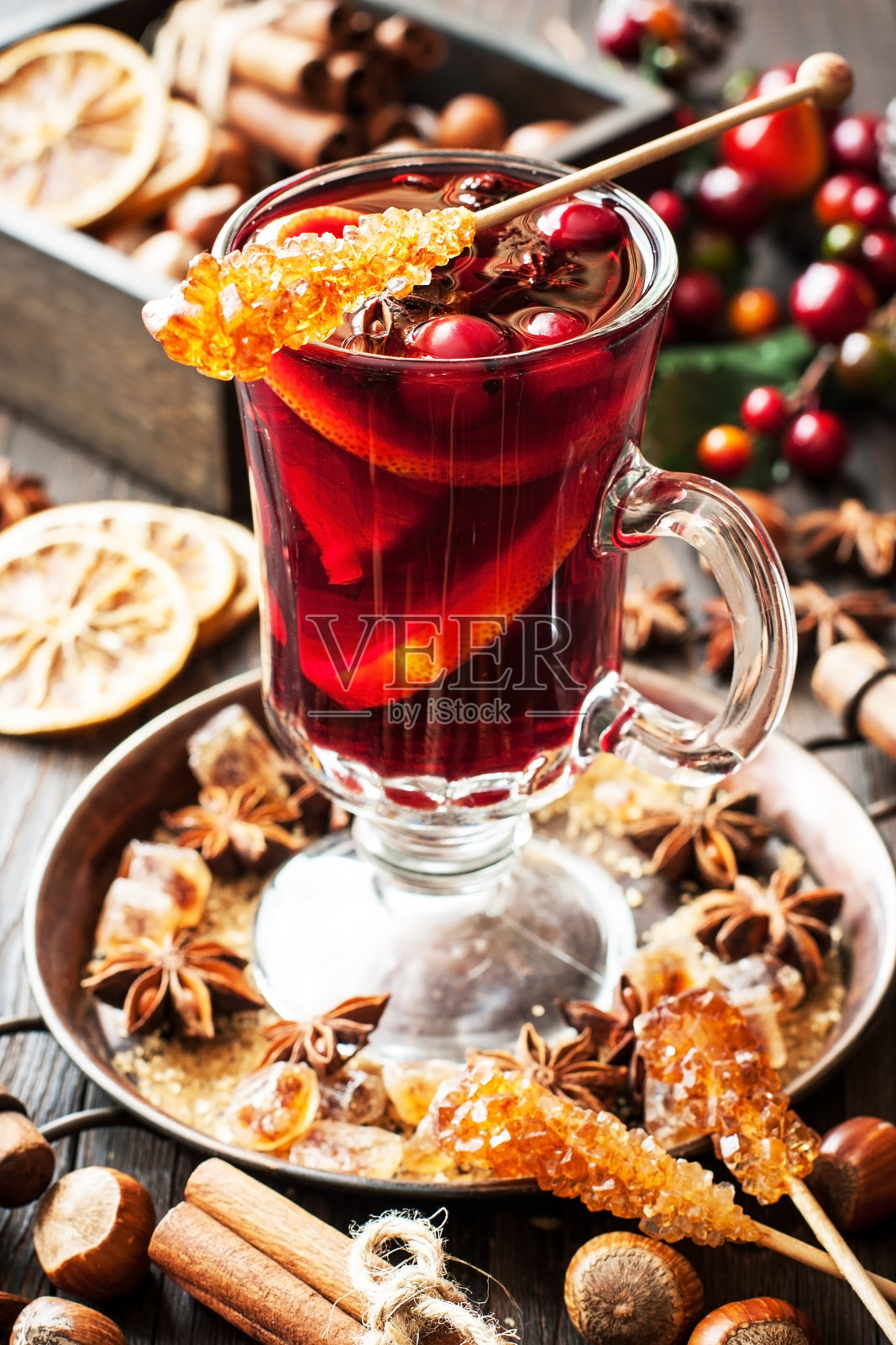 冬季热饮与香料。圣诞节组成照片摄影图片