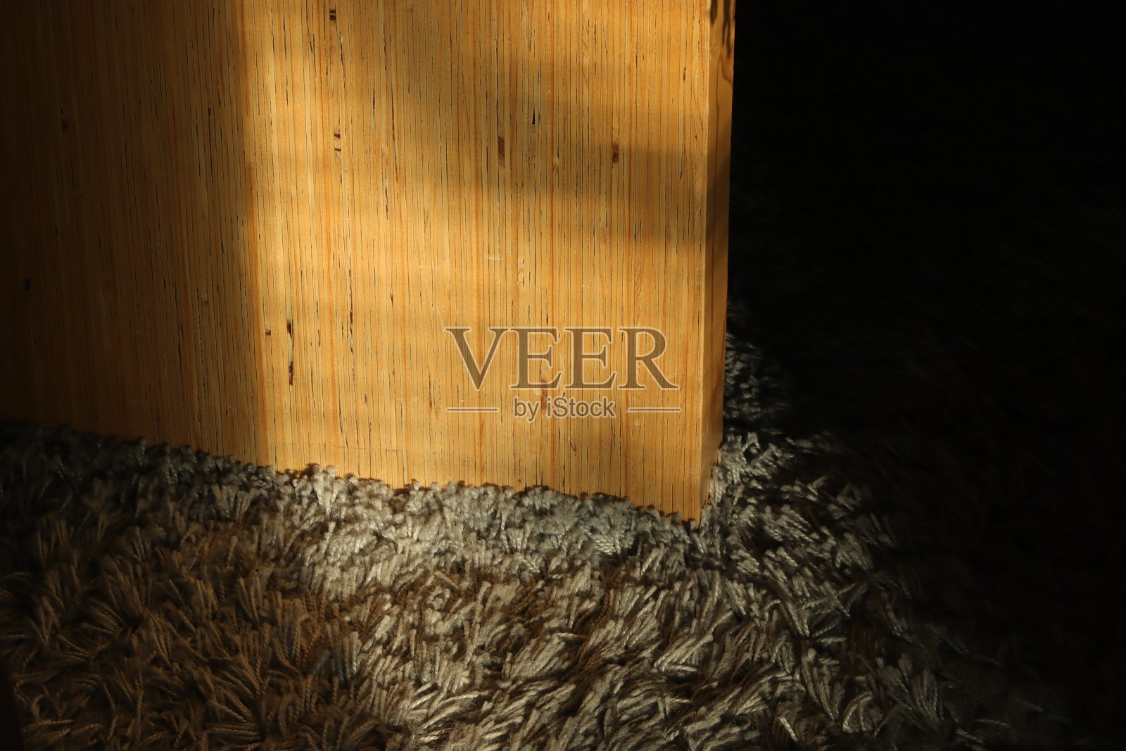 木桌的一角照片摄影图片