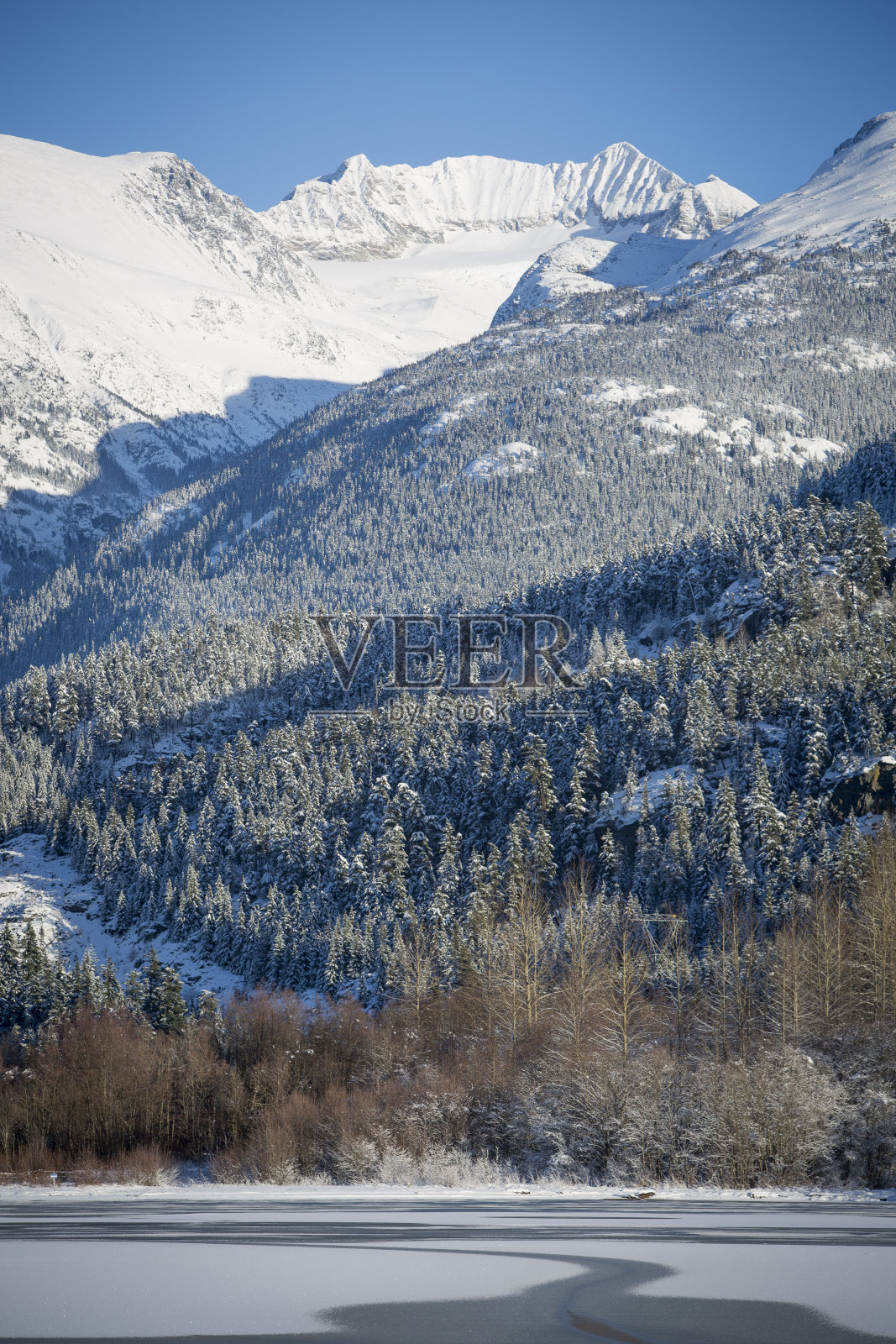 惠斯勒冬季山谷风景照片摄影图片