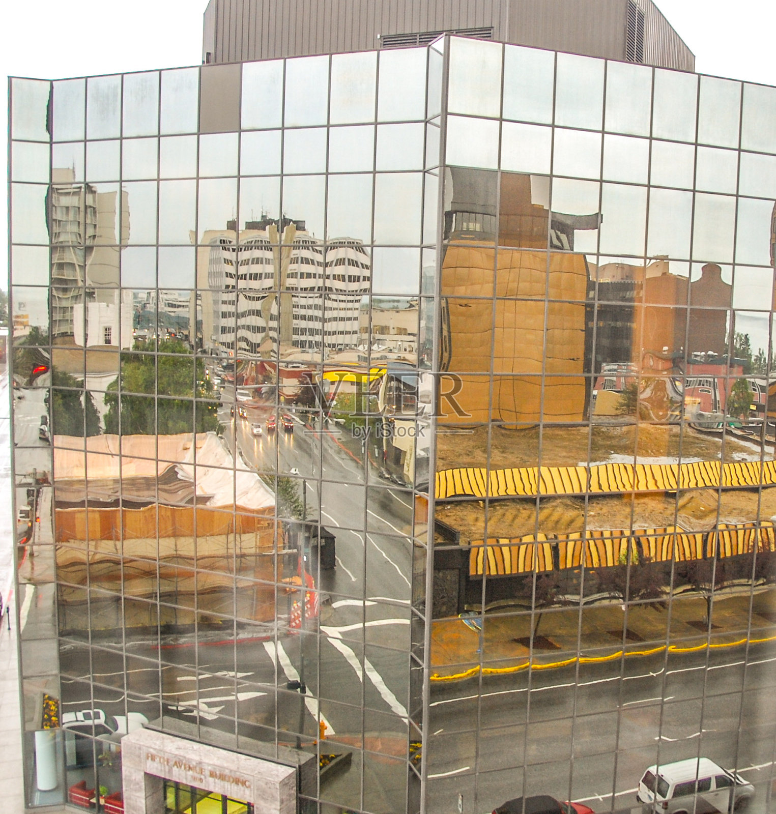 安克雷奇，阿拉斯加建筑反射照片摄影图片