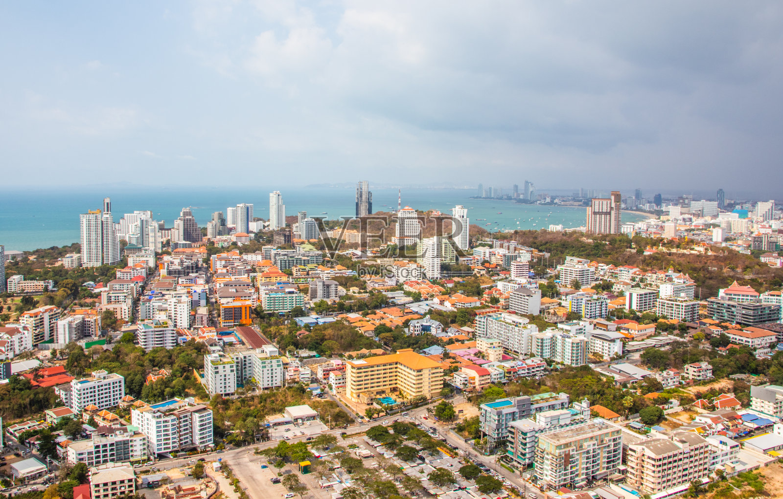 欣赏芭堤雅的城市风光照片摄影图片