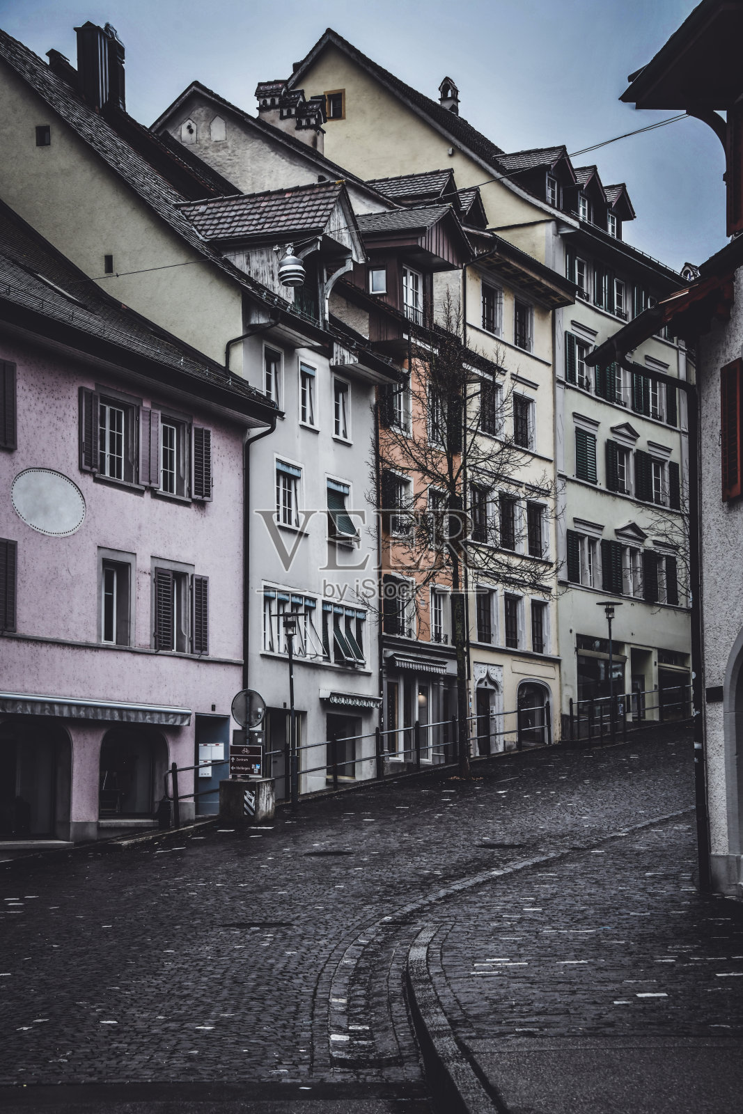 瑞士布雷姆加滕的街道照片摄影图片