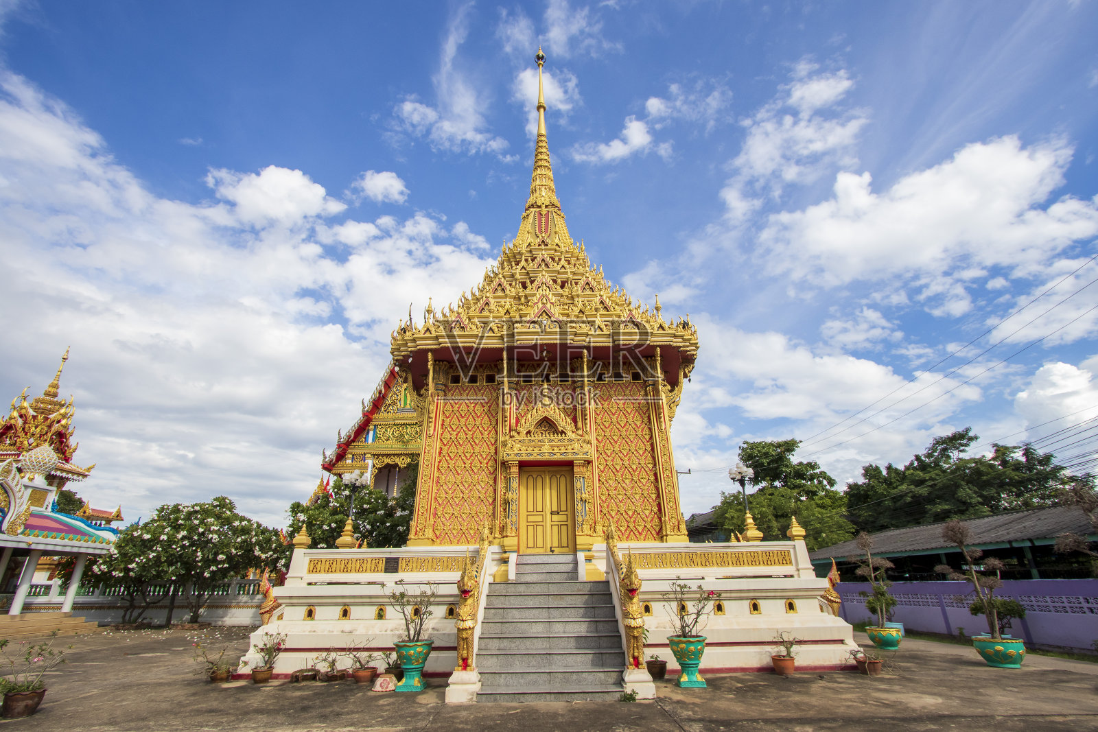 泰国巴吞他尼省Bangkadi寺美丽的宝塔照片摄影图片