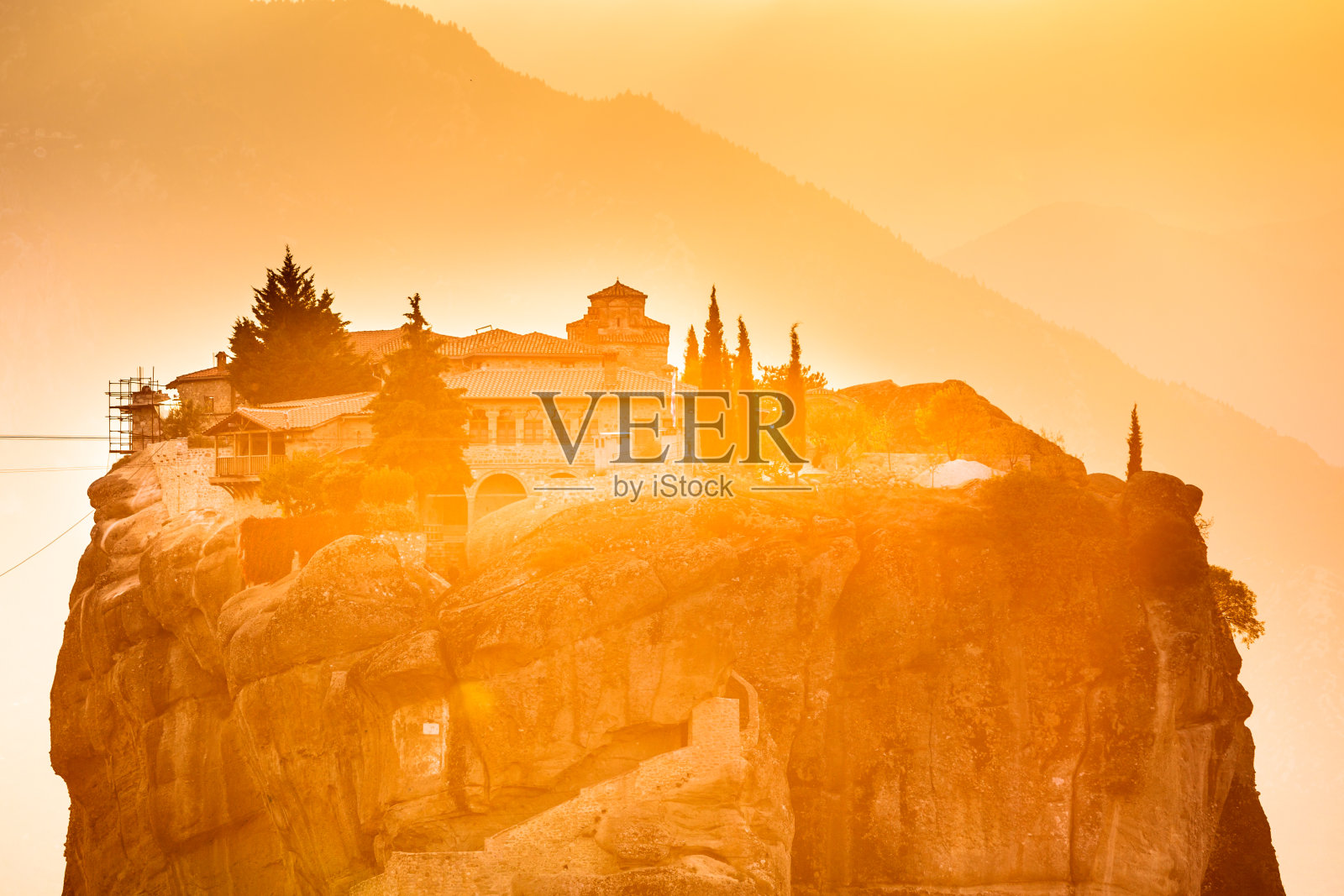 希腊迈特拉的三位一体修道院照片摄影图片