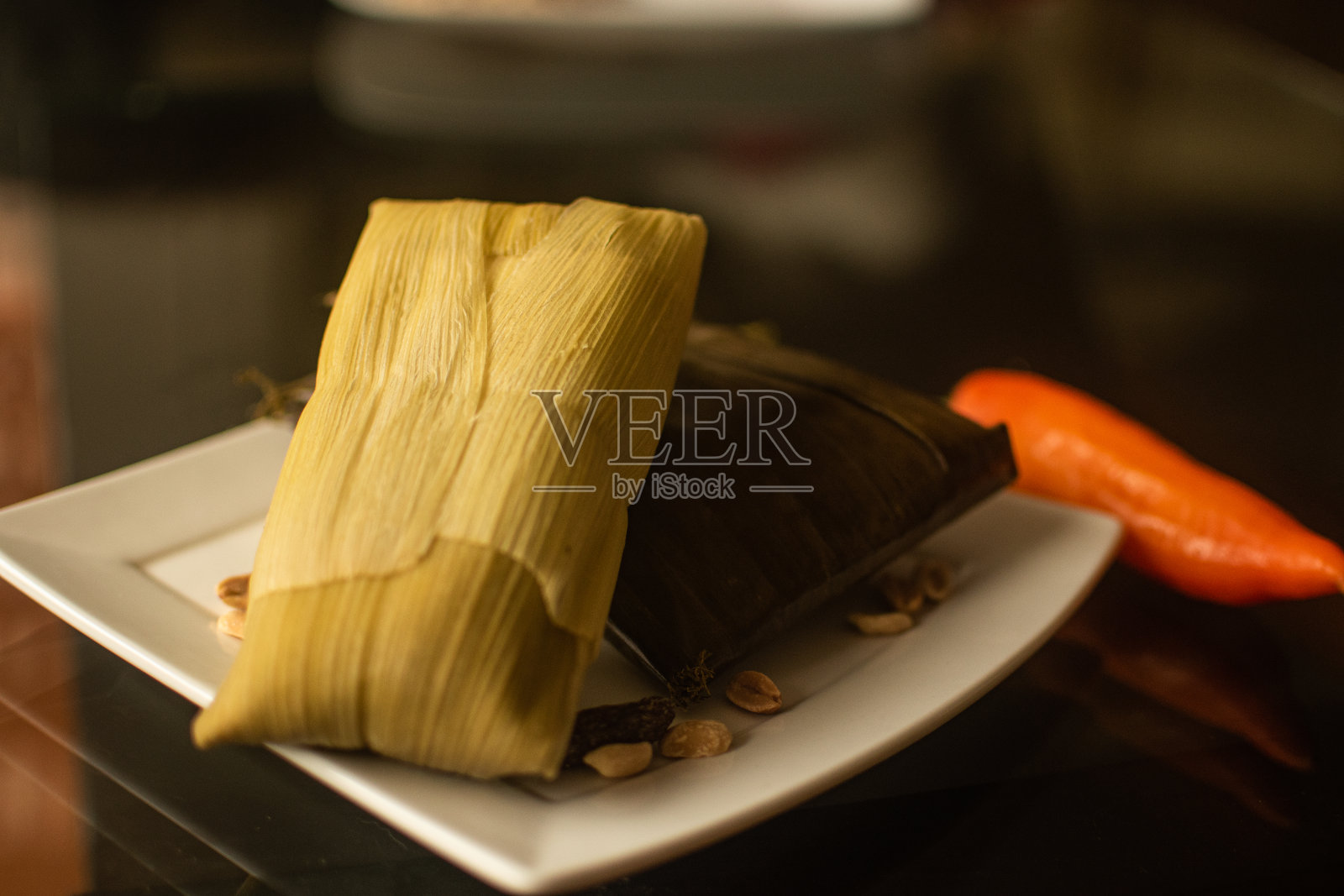 秘鲁玉米粉蒸肉。Latín美国传统美食照片摄影图片