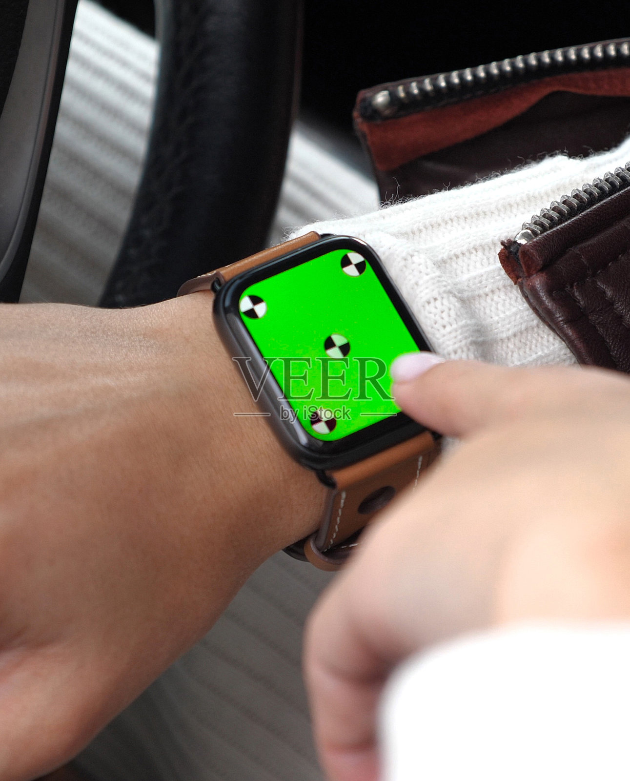 绿色屏幕上的新技术照片摄影图片