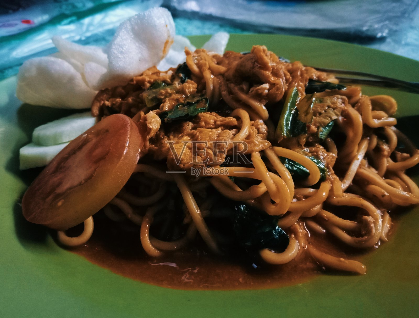 克鲁普克蛋炒面照片摄影图片