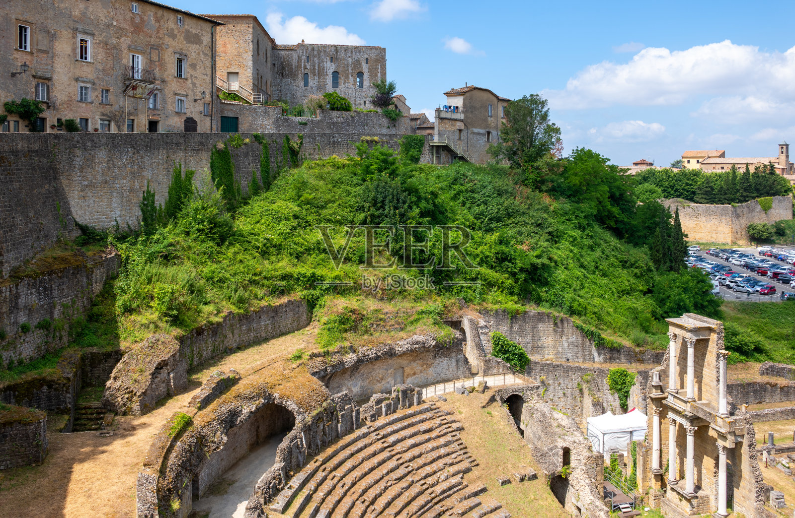 沃尔泰拉，一个中世纪的城市照片摄影图片