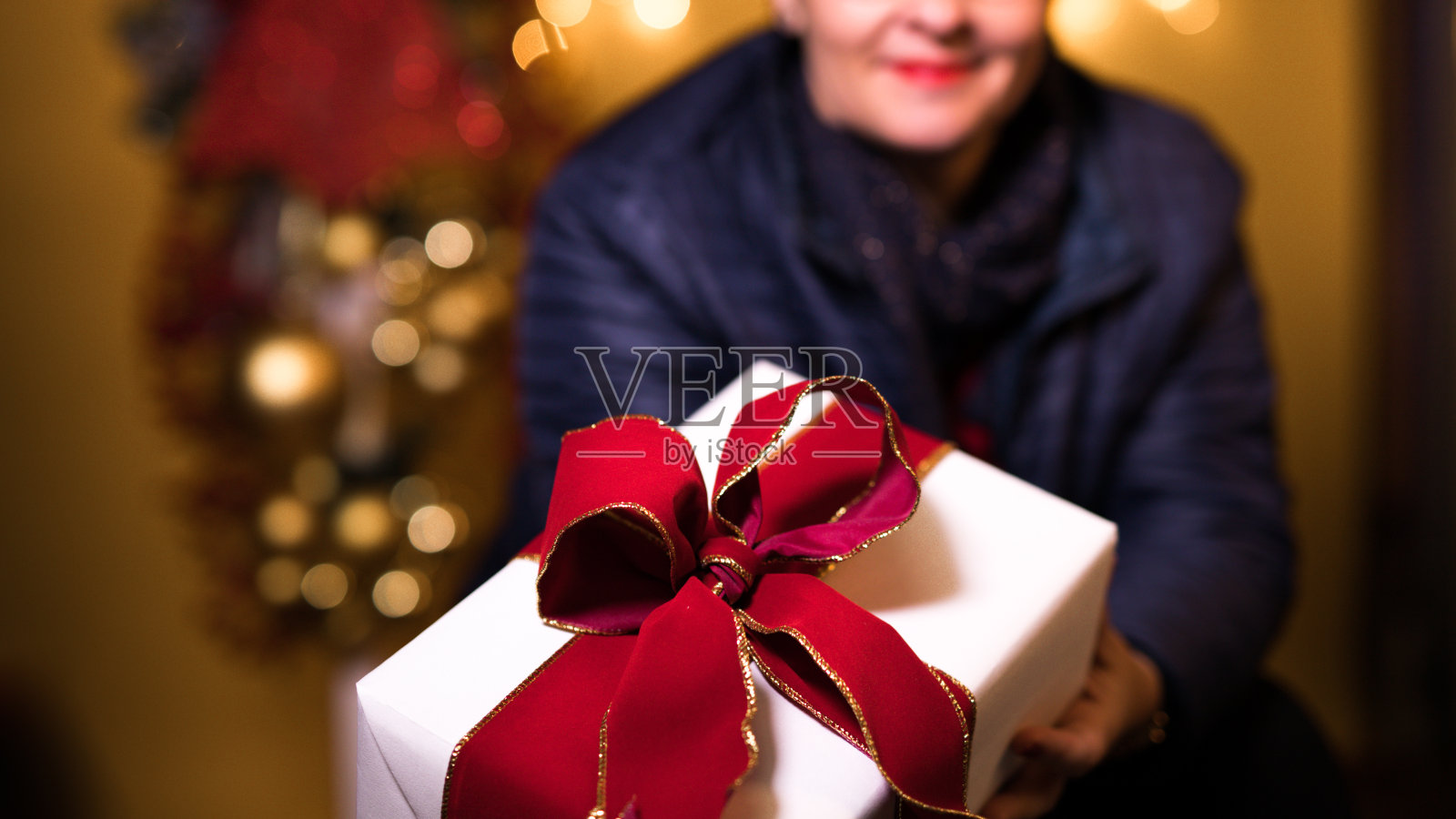 红色是圣诞节的颜色照片摄影图片