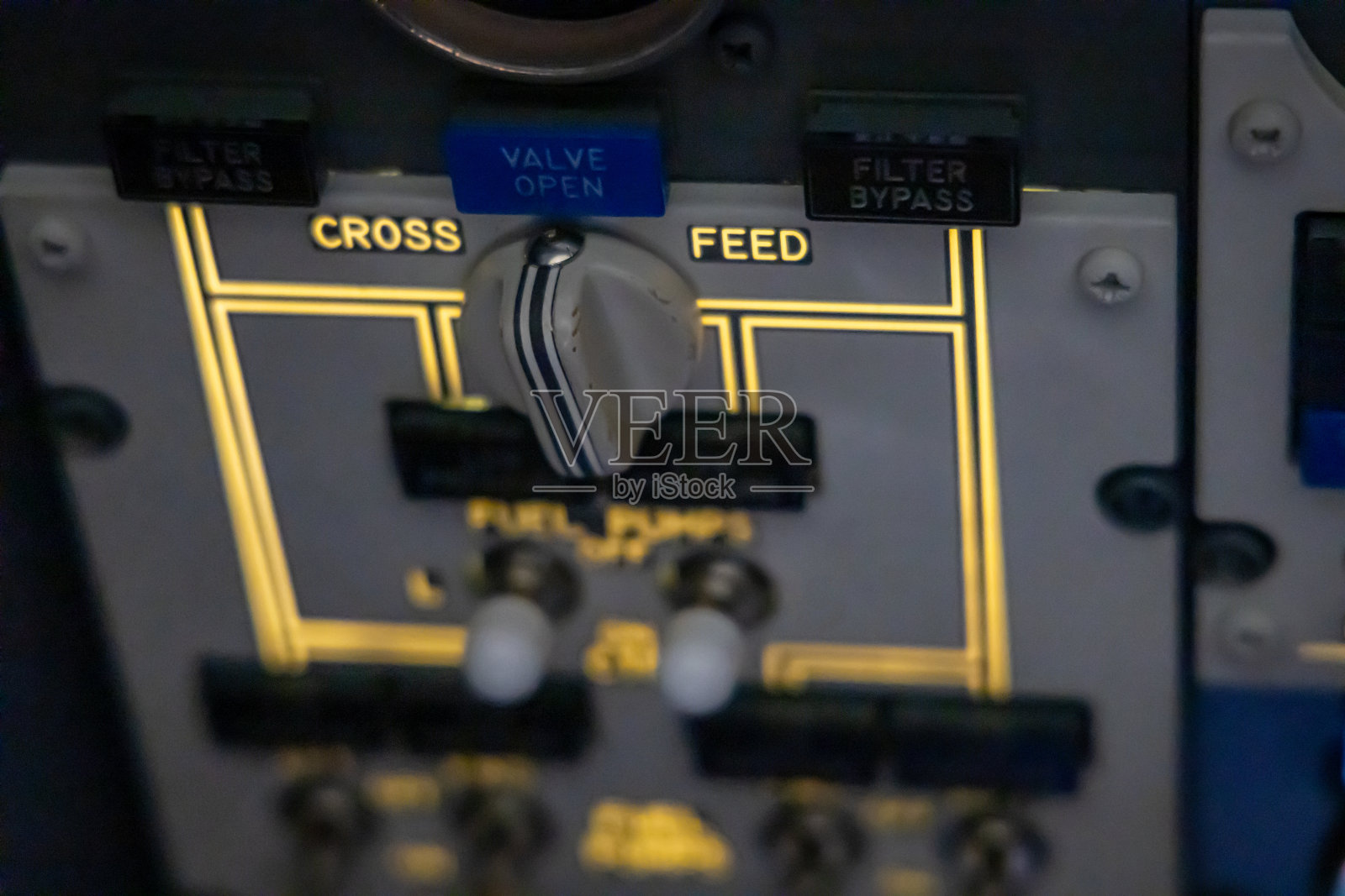 飞机驾驶舱燃料面板照片摄影图片