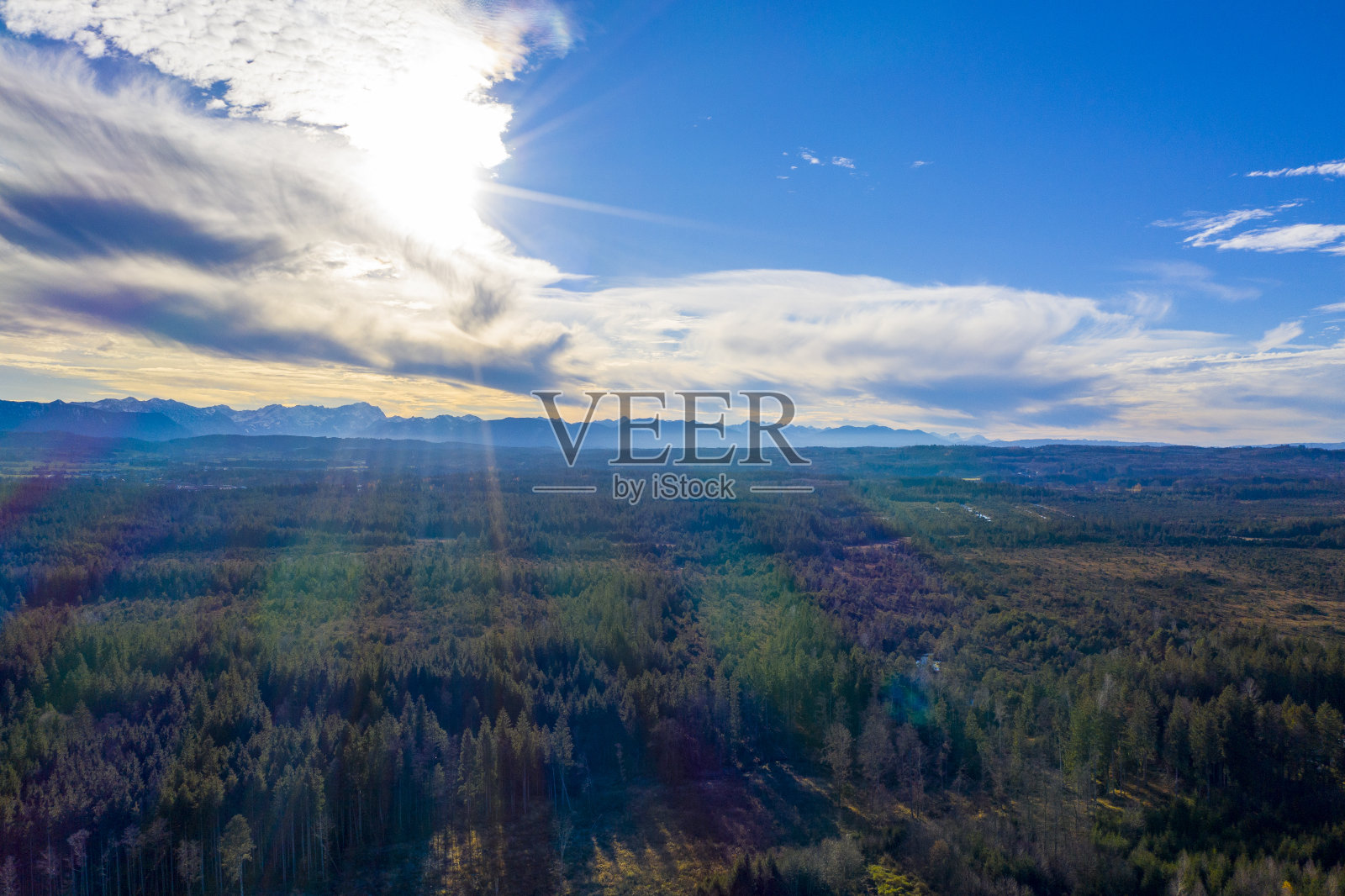 风景优美的德国阿尔卑斯山照片摄影图片