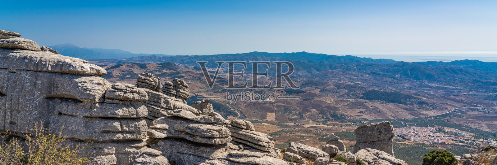 安特格拉公园地形奇特，喀斯特景观一览无余照片摄影图片