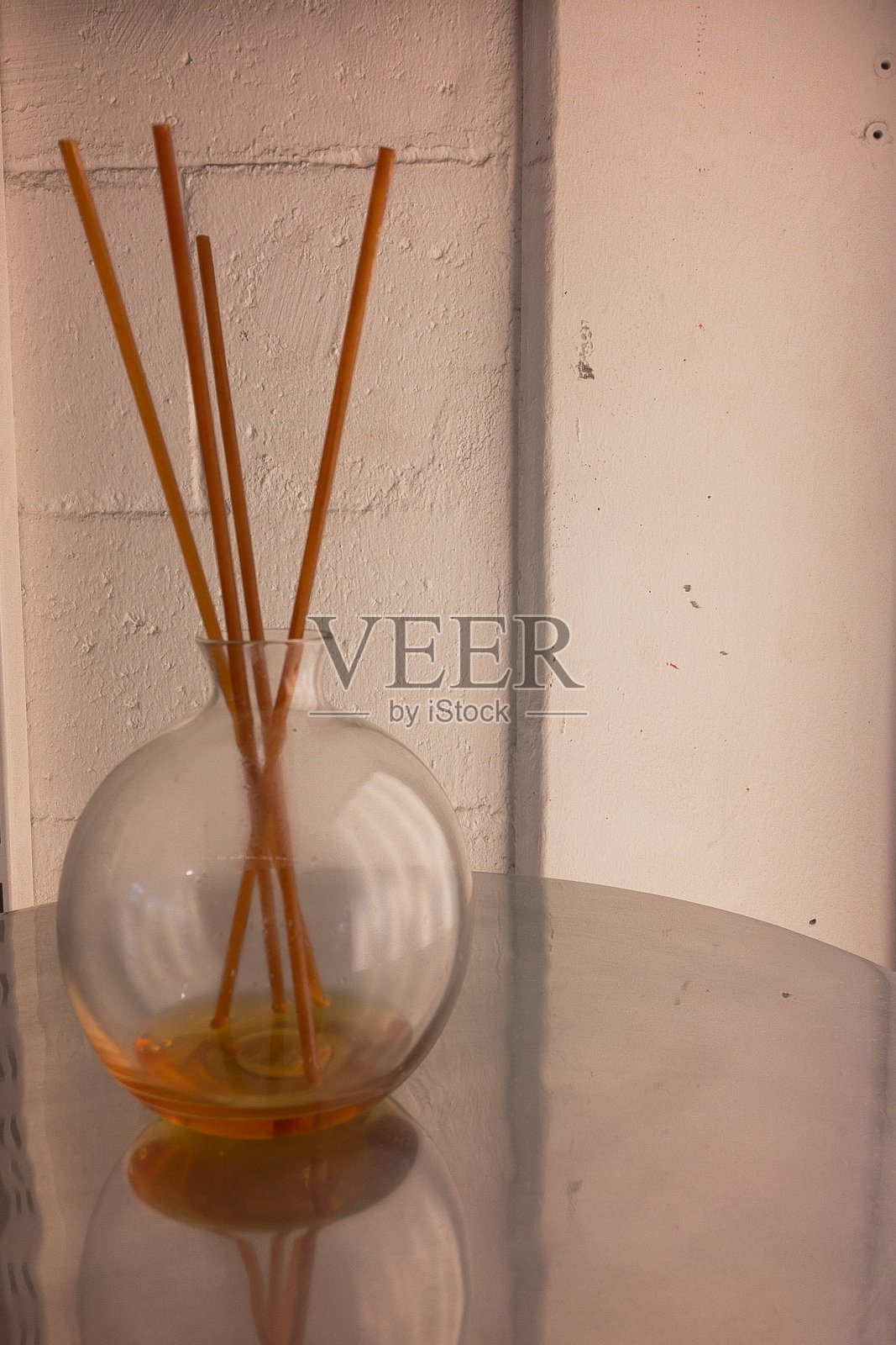 环境香氛，装饰用玻璃花瓶照片摄影图片