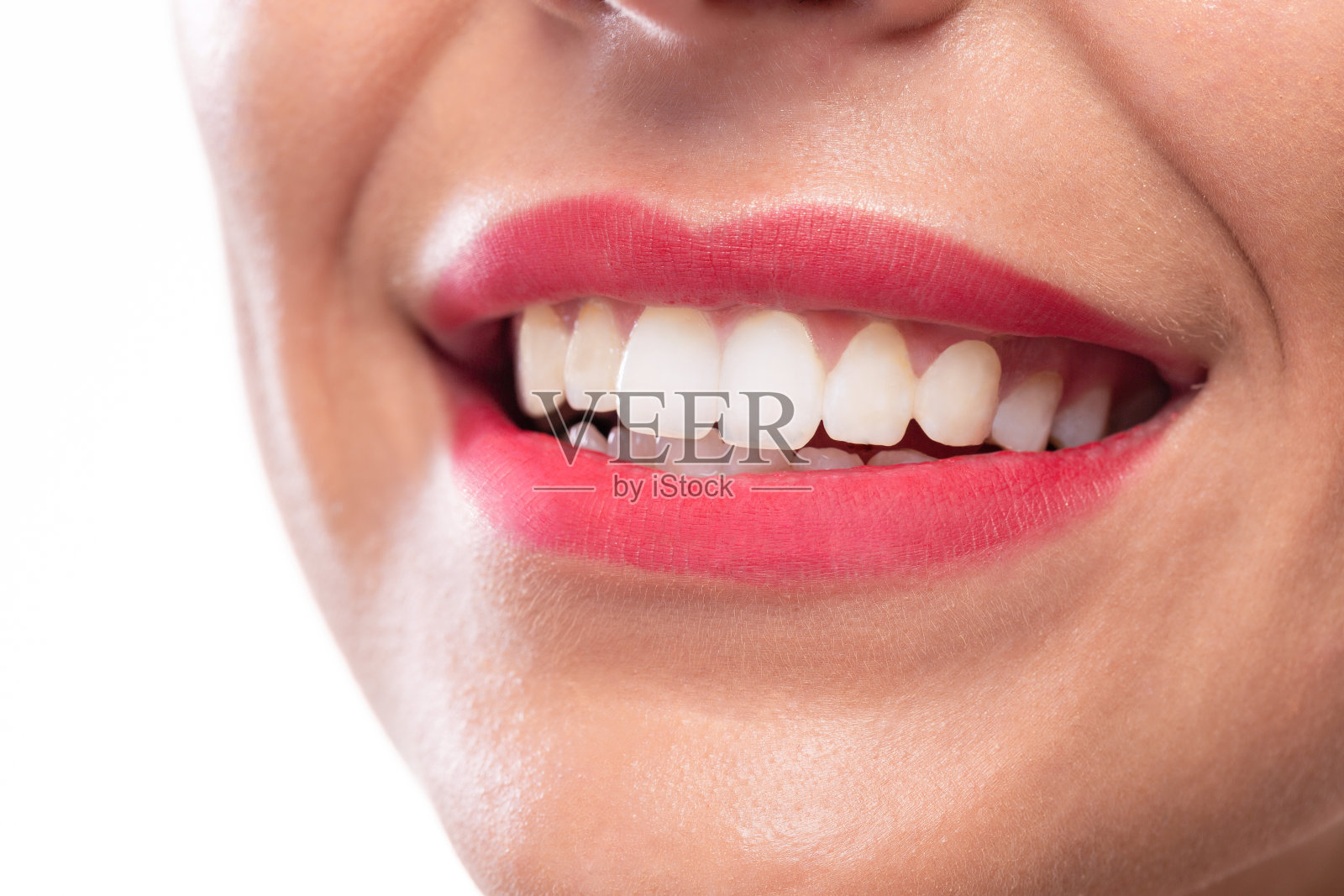 闪亮的牙齿和美丽的微笑照片摄影图片