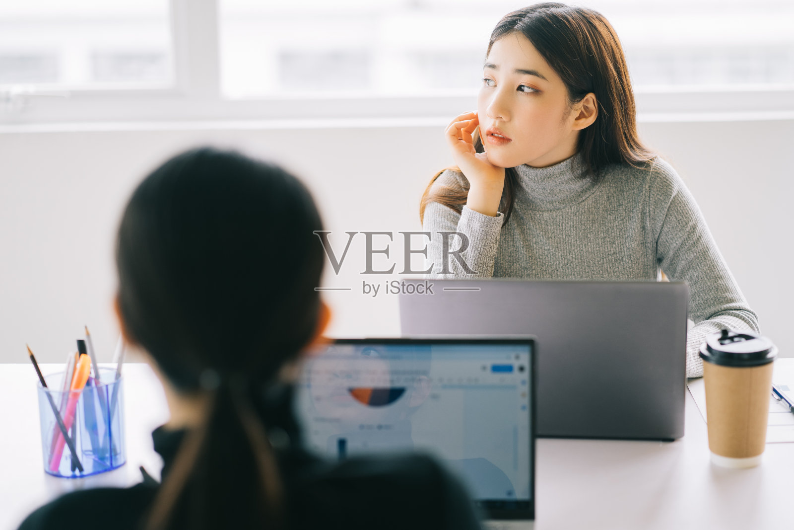 亚洲商业女性照片摄影图片