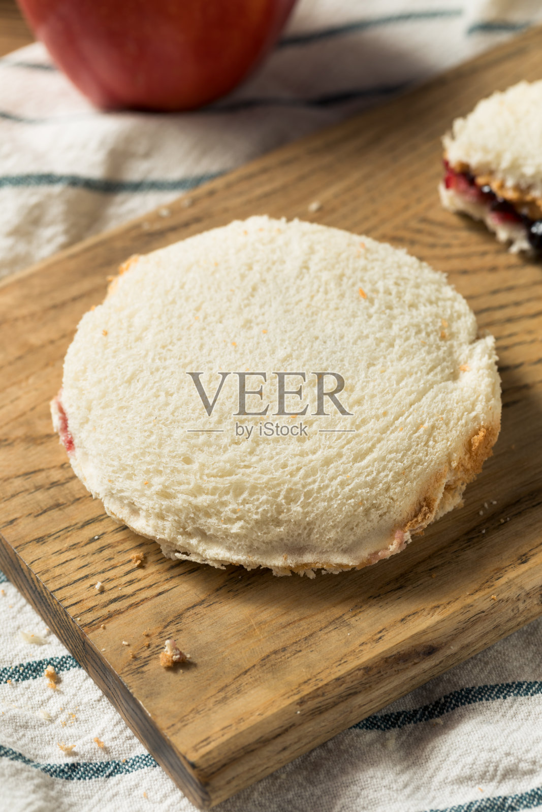 健康自制无壳花生酱果冻三明治照片摄影图片