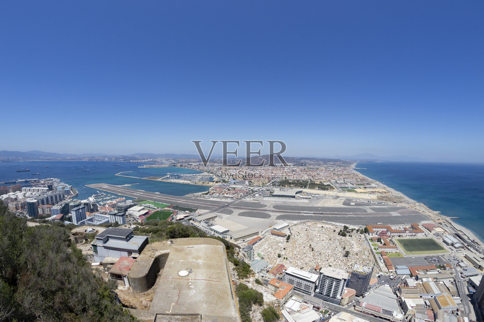 直布罗陀岩石上的壮观景色照片摄影图片