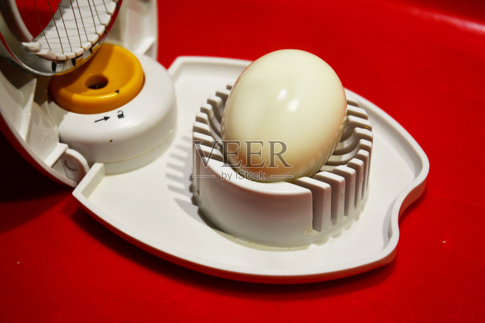 煮蛋切蛋器照片摄影图片