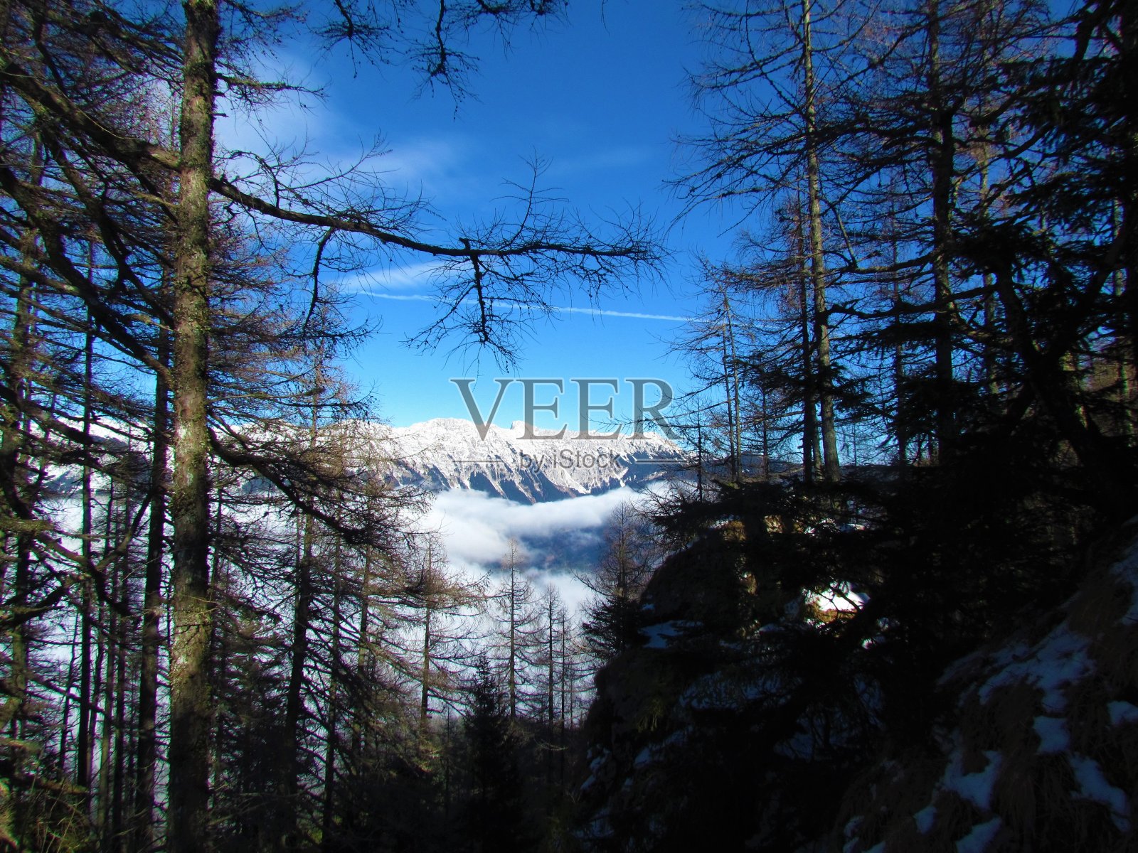 山脉的冬季景色照片摄影图片