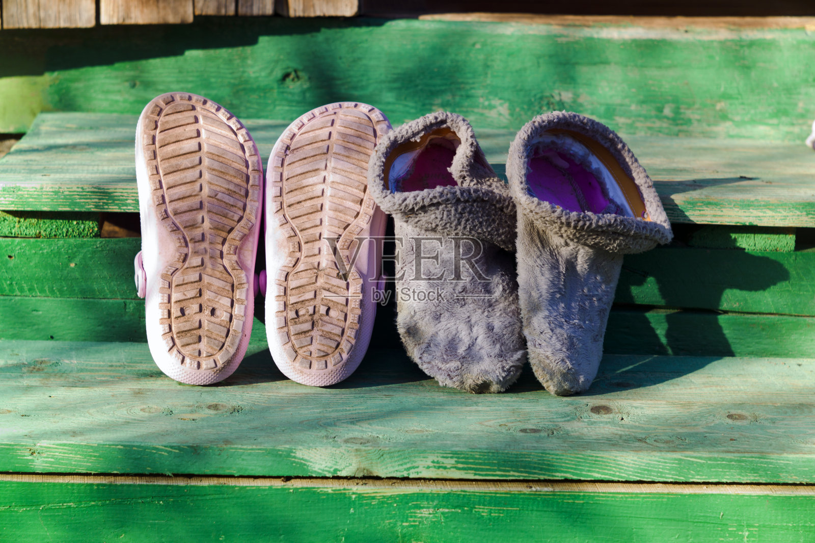 洗鞋照片摄影图片