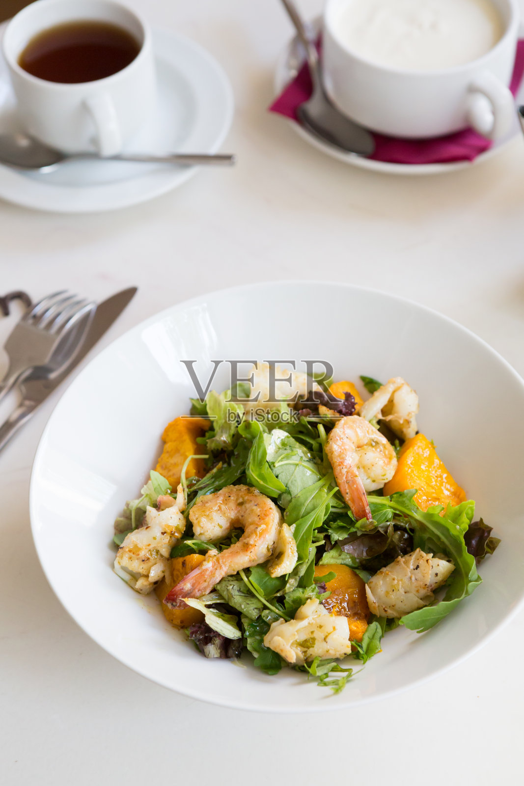 虾仁南瓜沙拉照片摄影图片