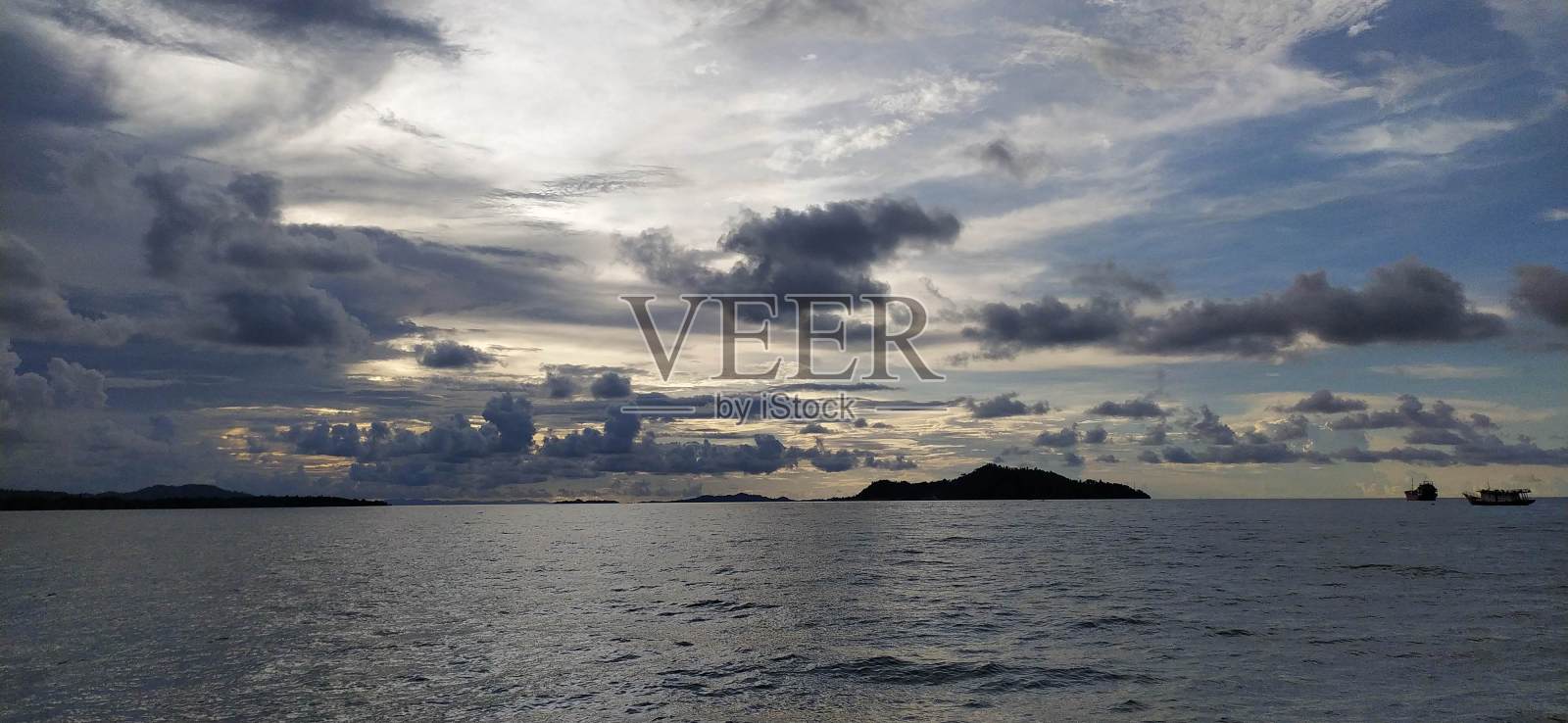 美丽的海滩照片摄影图片