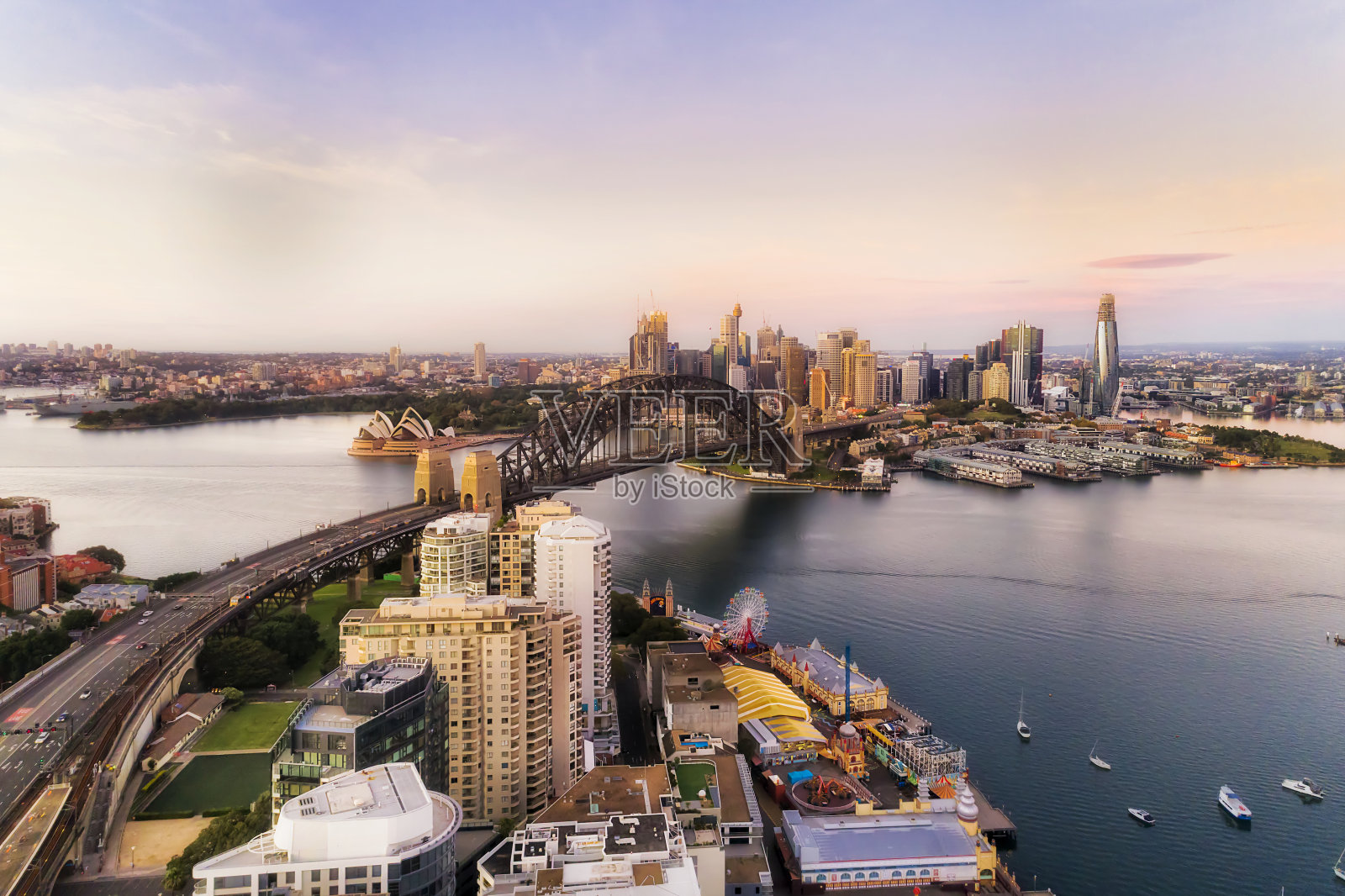 D Mils Pt Lav bay 2 CBD粉色崛起照片摄影图片