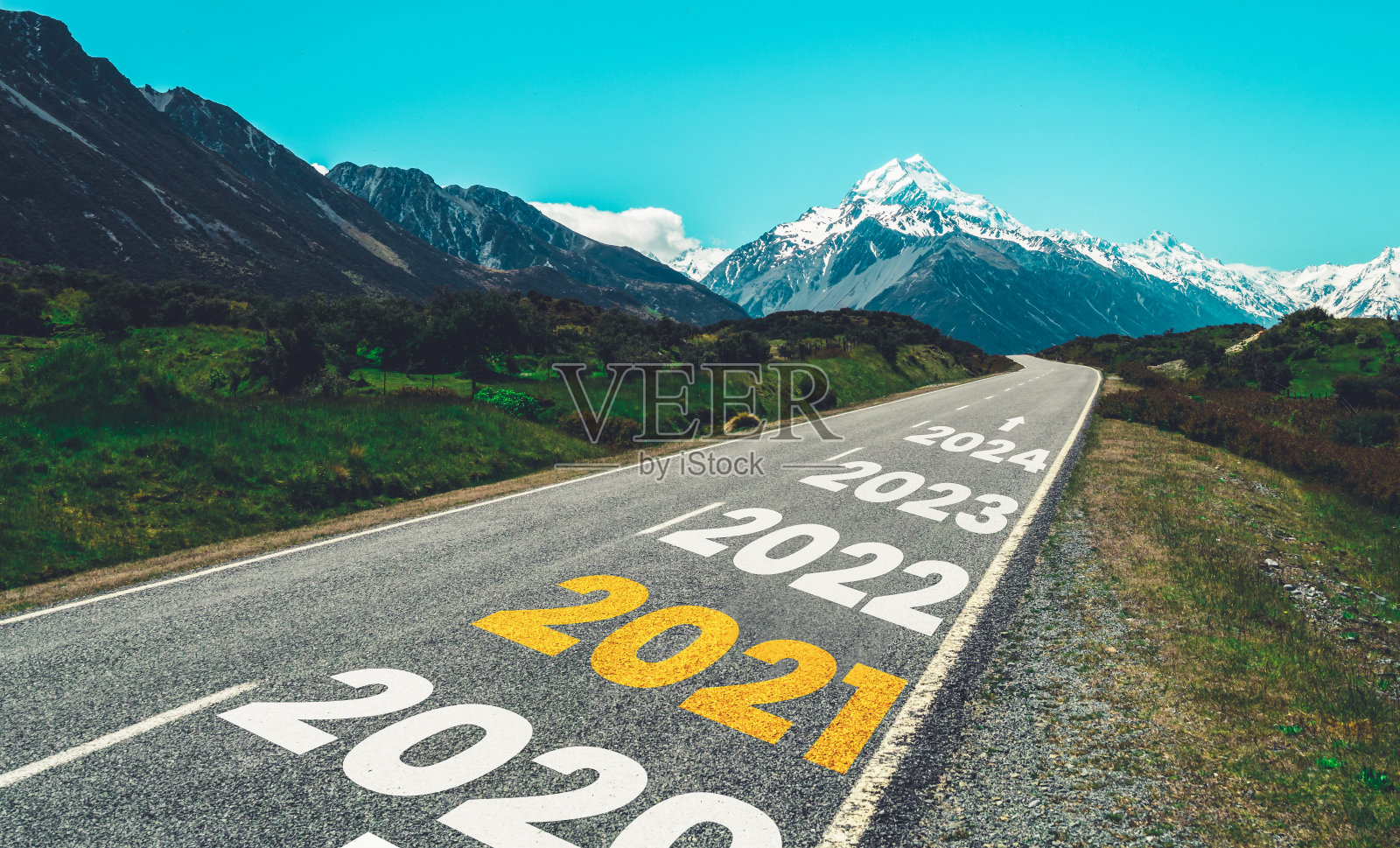 2021年新年旅行和未来愿景的概念。照片摄影图片