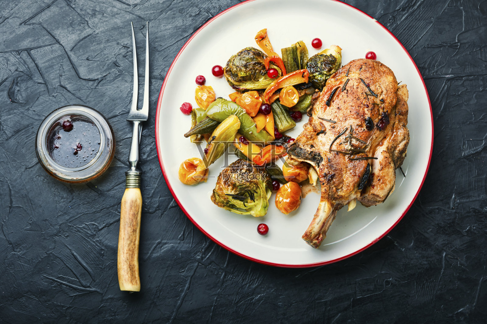 蔬菜猪排照片摄影图片