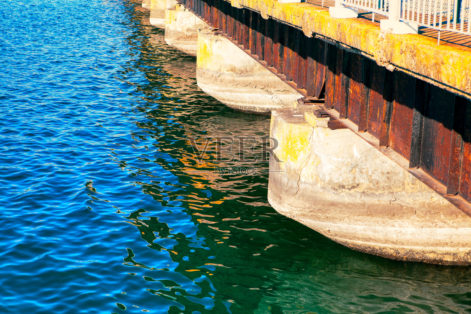 混凝土桥列照片摄影图片