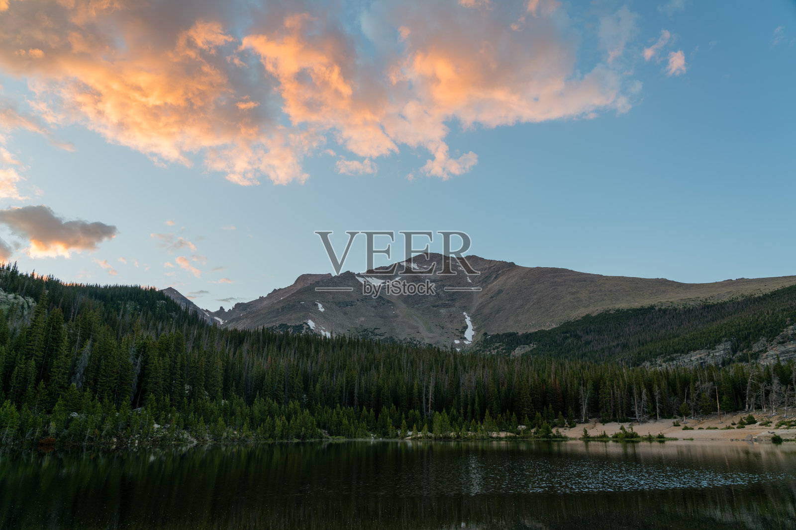 科罗拉多州的沙滩湖照片摄影图片