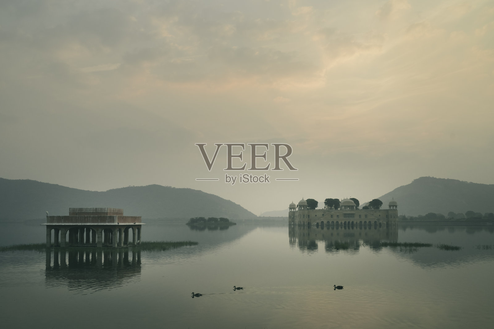 印度斋浦尔皇家季风宫遗址。照片摄影图片