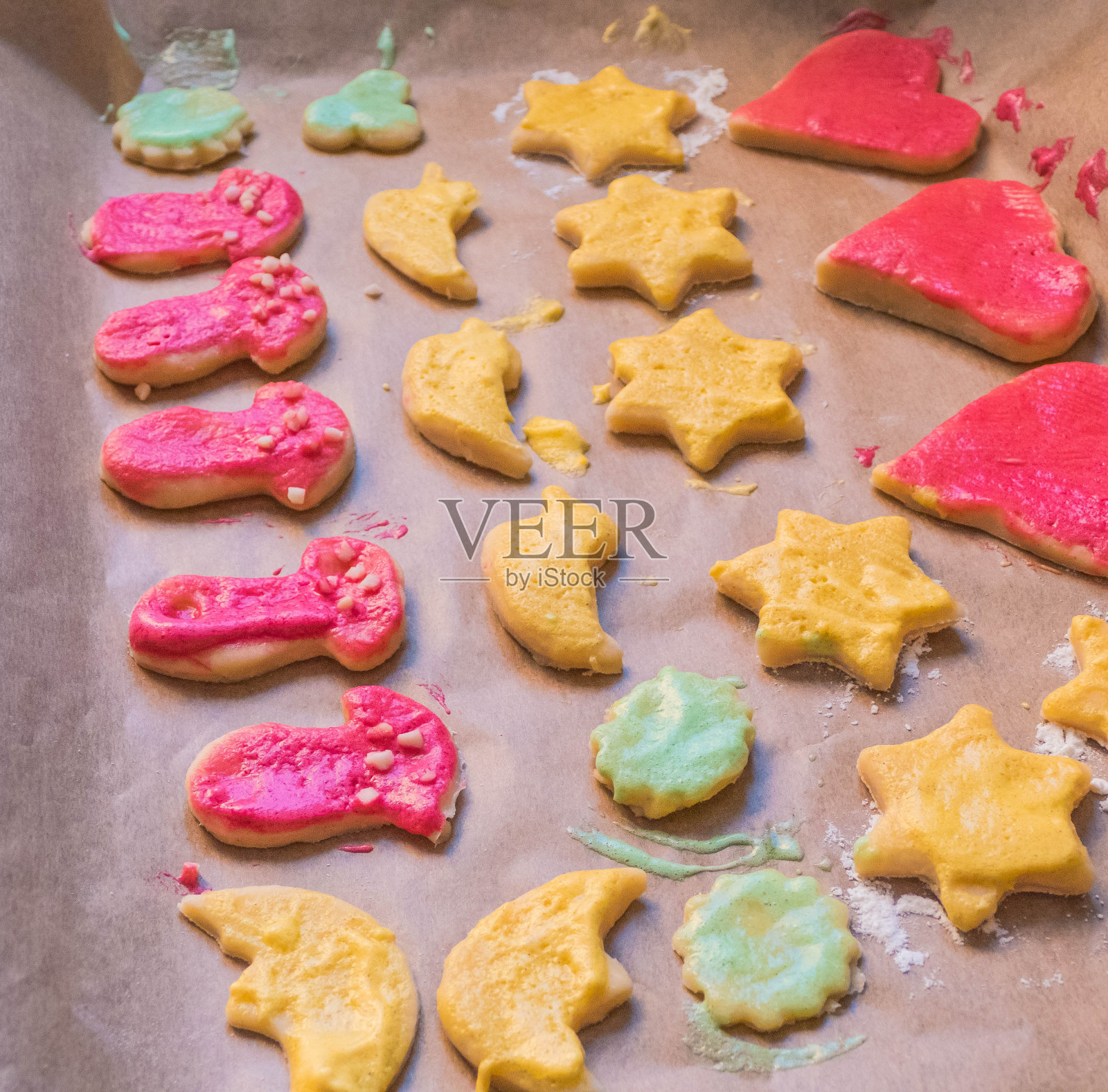 五彩缤纷的圣诞饼干糖衣照片摄影图片