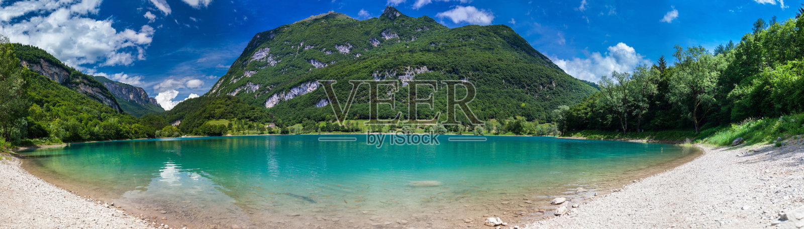 山湖日本国天皇照片摄影图片