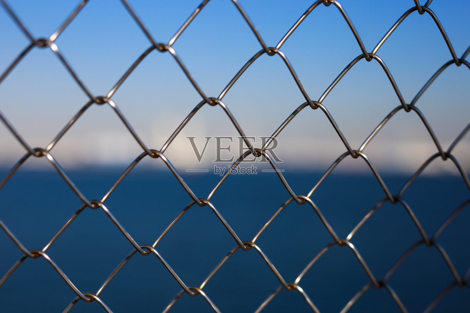 城市景观与员工照片摄影图片