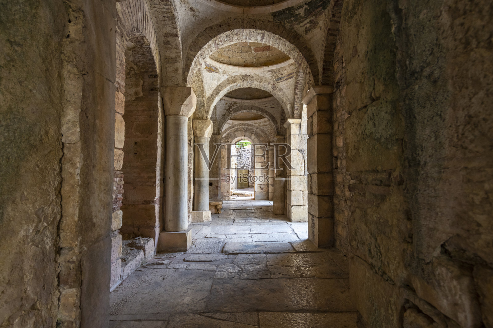 米拉古城的圣诞老人教堂。照片摄影图片