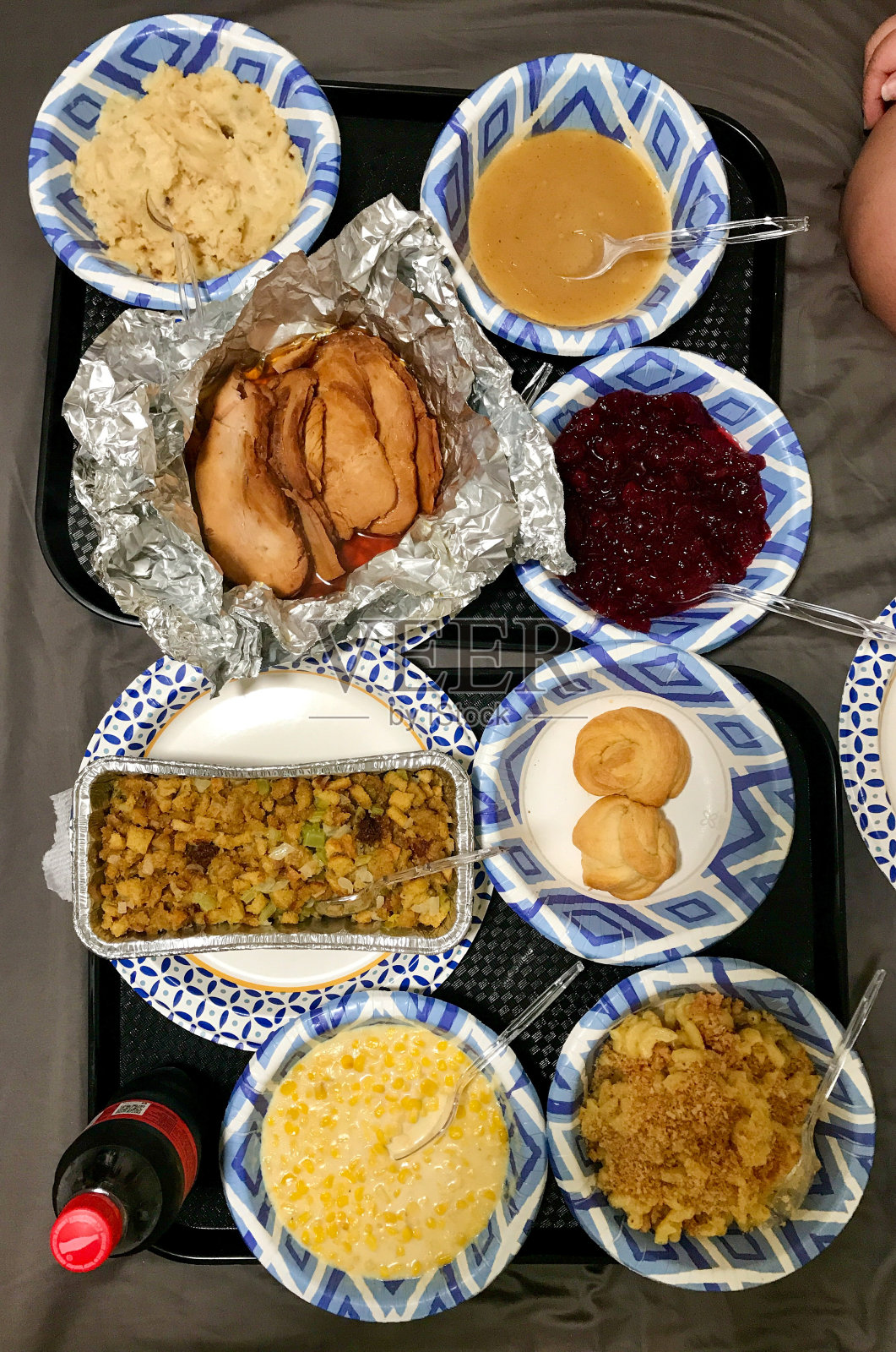 二人晚餐:新冠肺炎时代的感恩节照片摄影图片