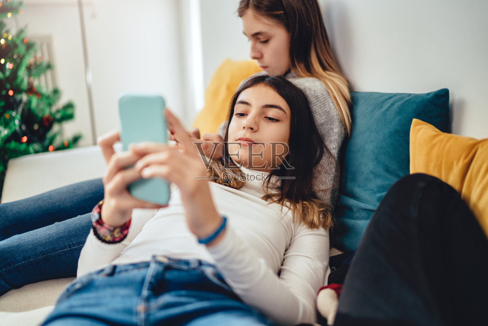 圣诞节期间和朋友出去玩照片摄影图片