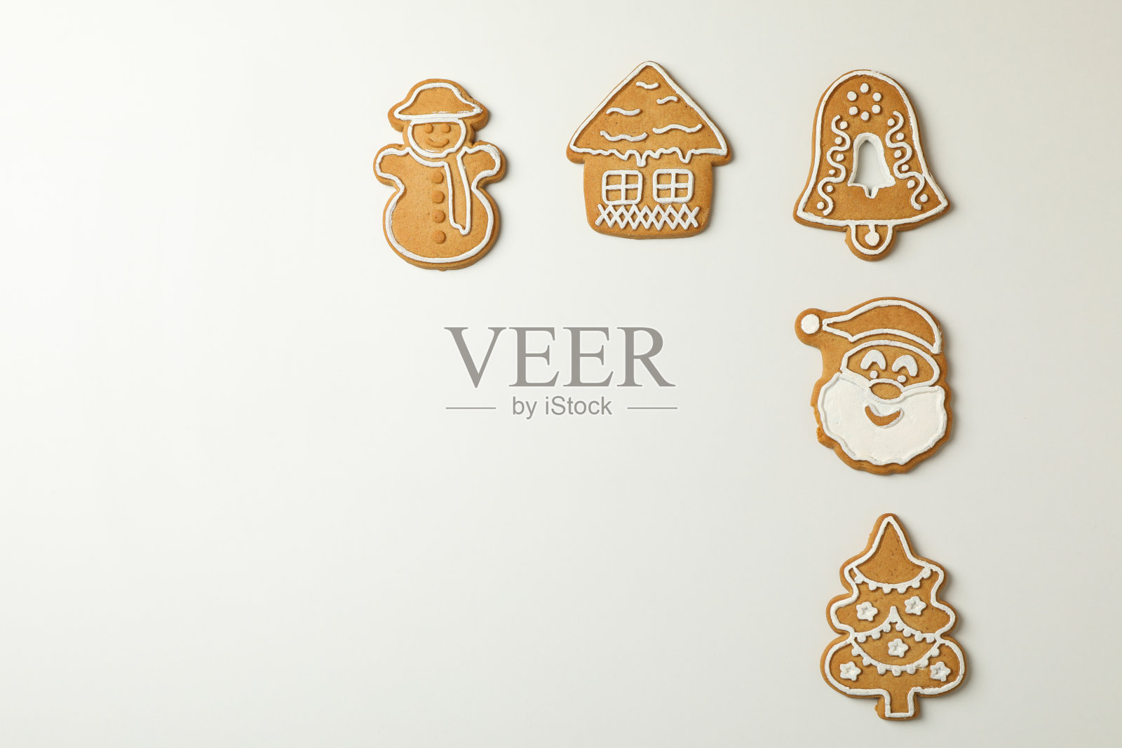 美味的圣诞饼干，白色背景，俯视图照片摄影图片